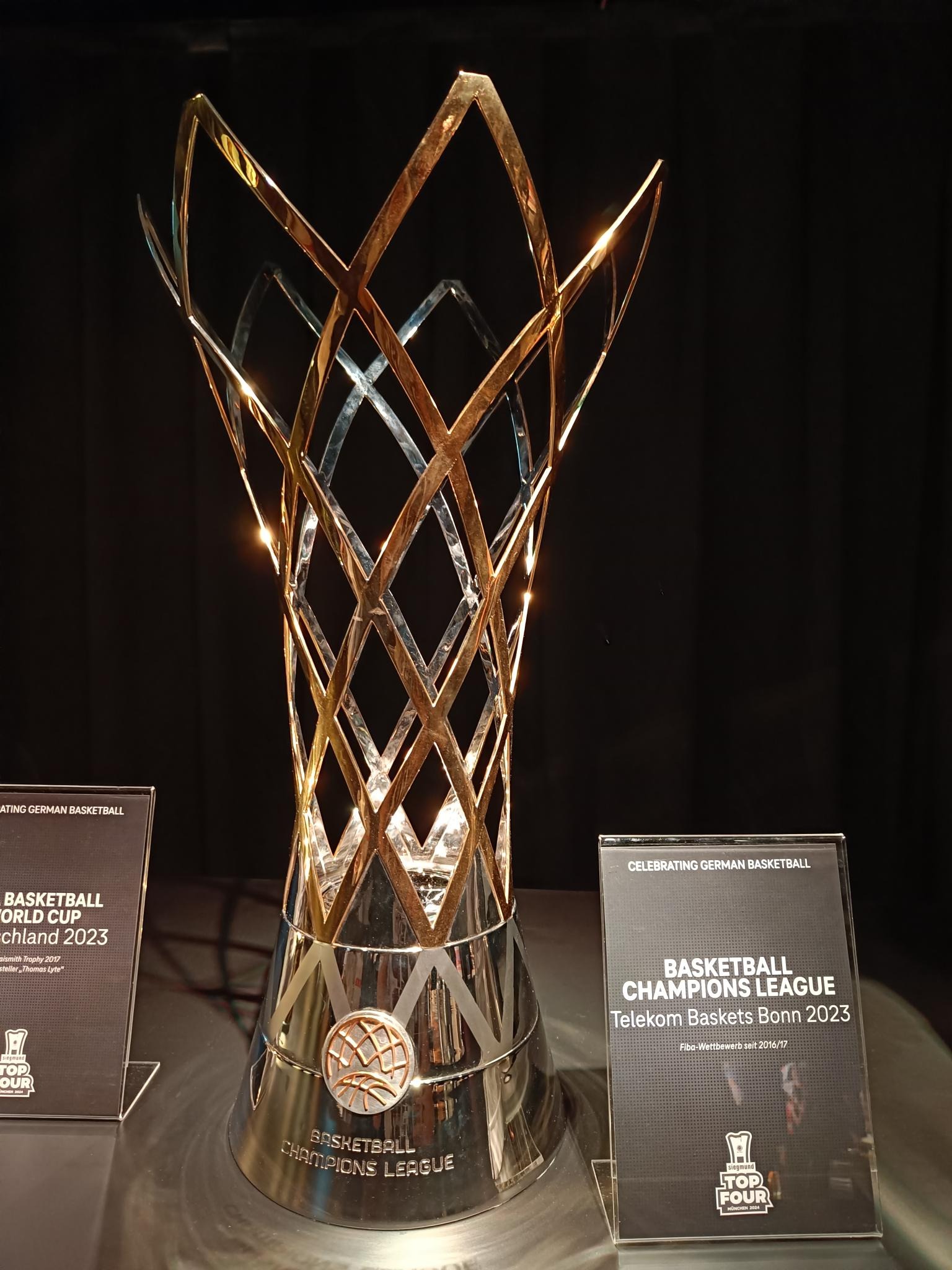 Ausstellung Pokale 2024 (1)